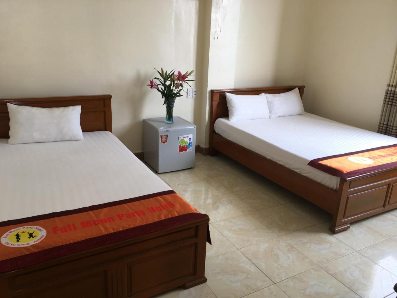 Full Moon Party Hotel Хайфон Экстерьер фото