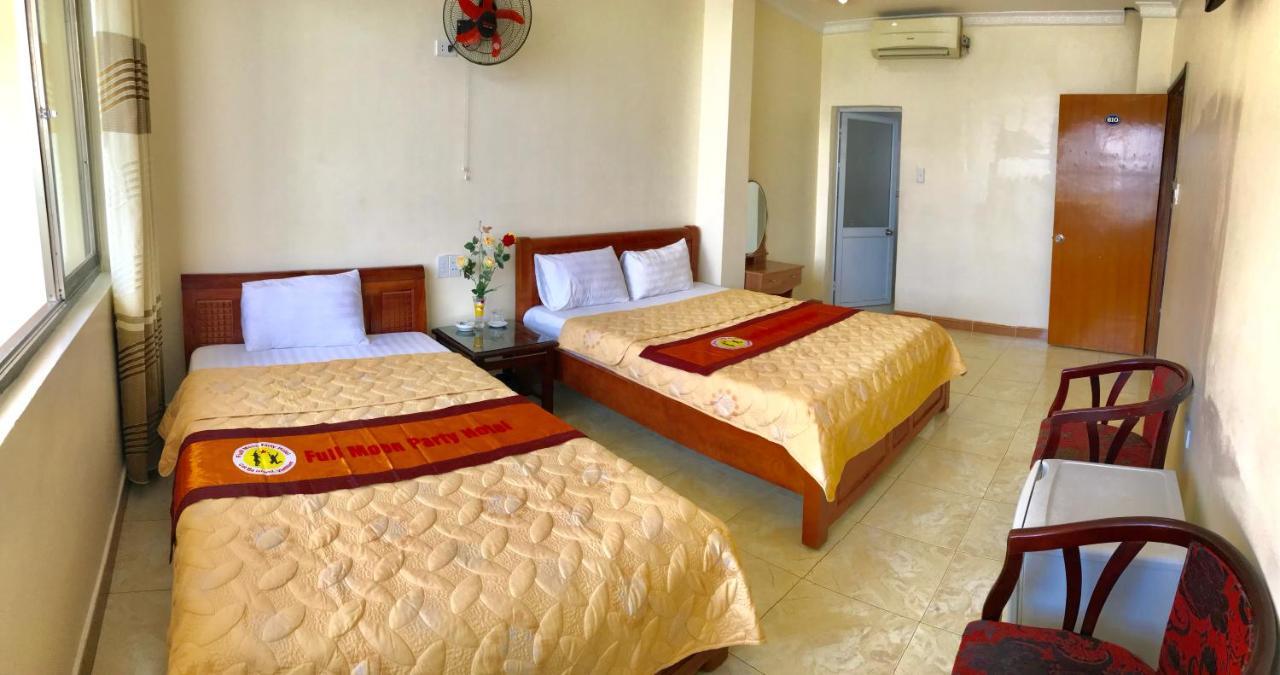 Full Moon Party Hotel Хайфон Экстерьер фото